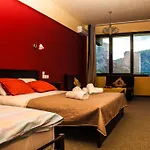 Chrysorama Rooms-golden Vision Guest house 3*