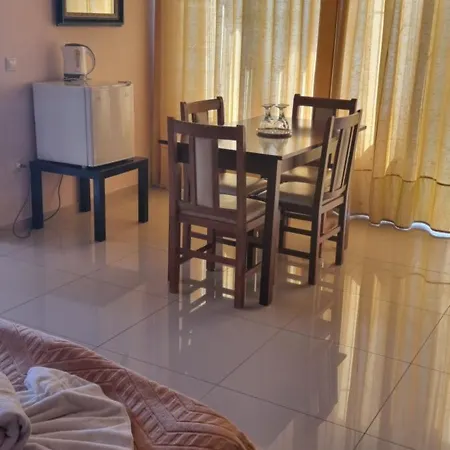 Chrysorama Rooms-golden Vision Πανσιόν 3*