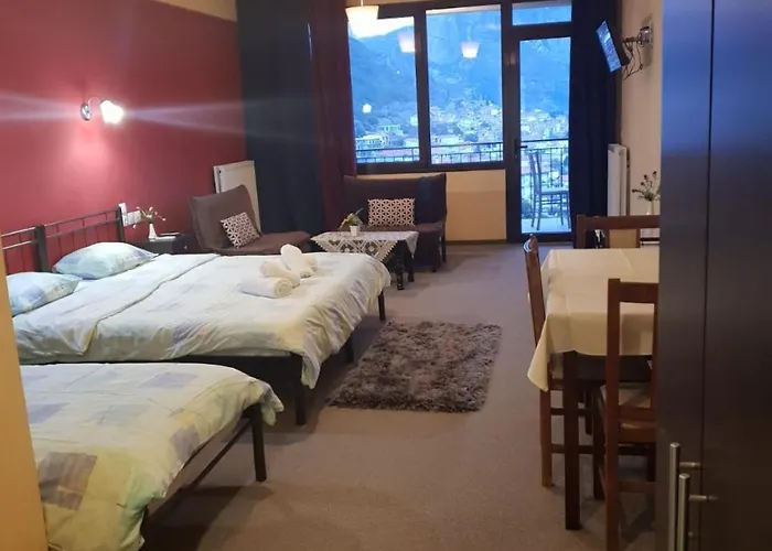 בית הארחה Chrysorama Rooms-golden Vision 3*